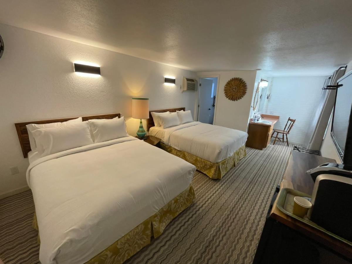 The Aztec Motel & Creative Space Seligman Εξωτερικό φωτογραφία