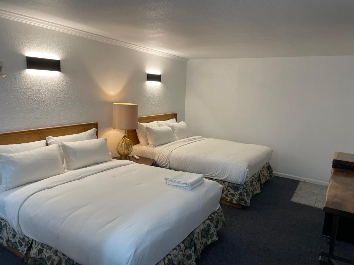 The Aztec Motel & Creative Space Seligman Εξωτερικό φωτογραφία